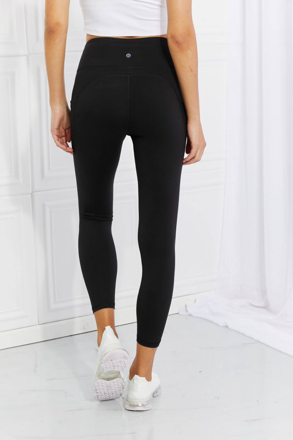 Full-Size Reflective Dot Active Leggings -